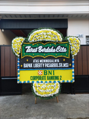 Papan Bunga Duka di Baru Tengah