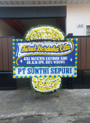 Papan Bunga Duka di Baru Tengah