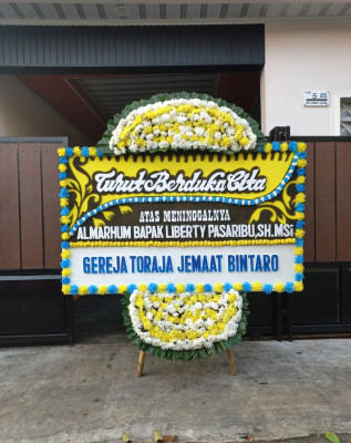 Papan Bunga Duka di Baru Tengah