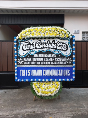 Papan Bunga Duka di Baru Tengah